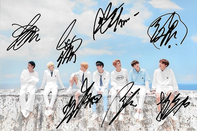 Amazon Bts 防弾少年団 全員直筆サイン入り 公式生写真 142 アイドル 芸能人グッズ 通販