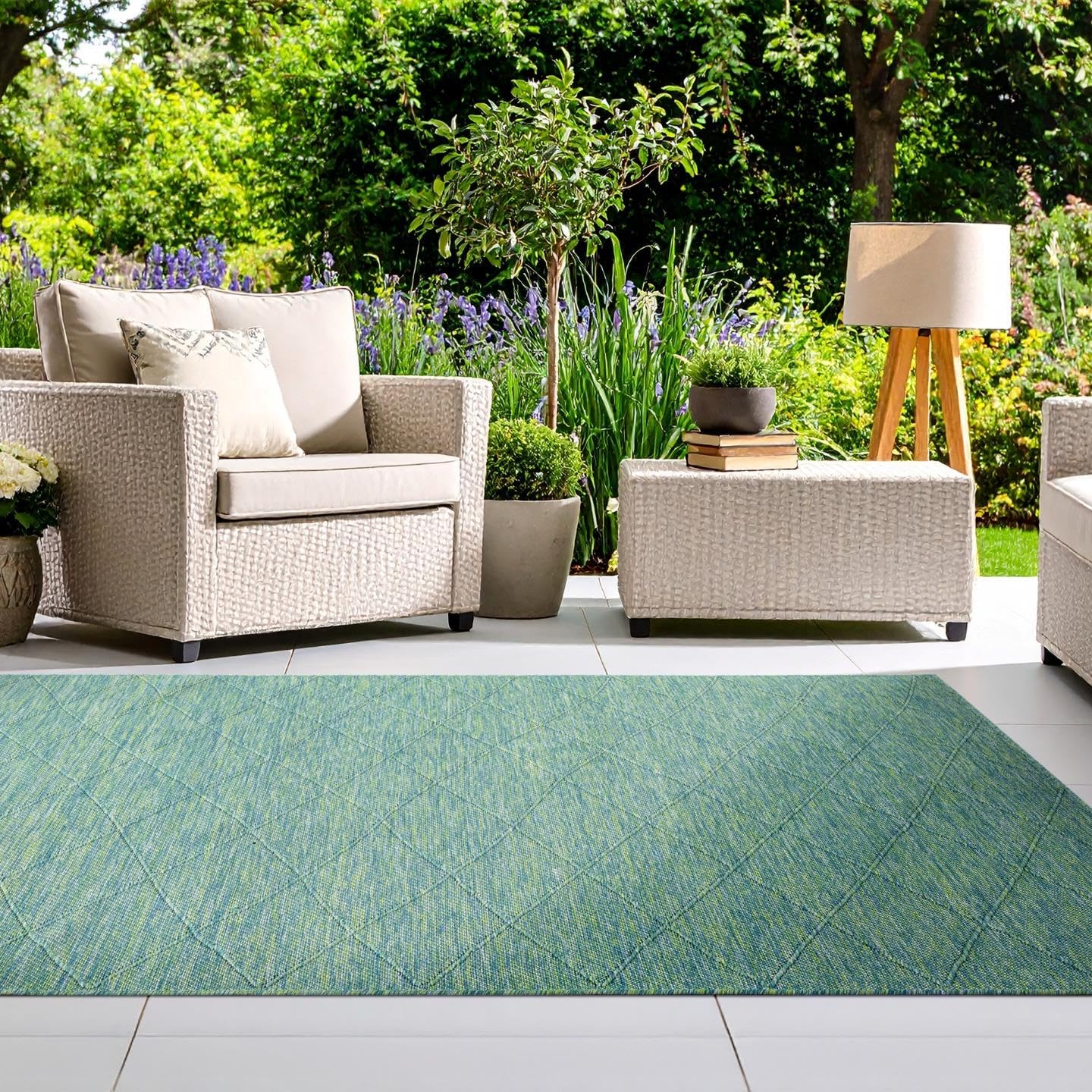 LUXE WEAVERS Non-Slip Washable Outdoor Green 5×7 Area Rug, Modern Textured Geometric Carpet