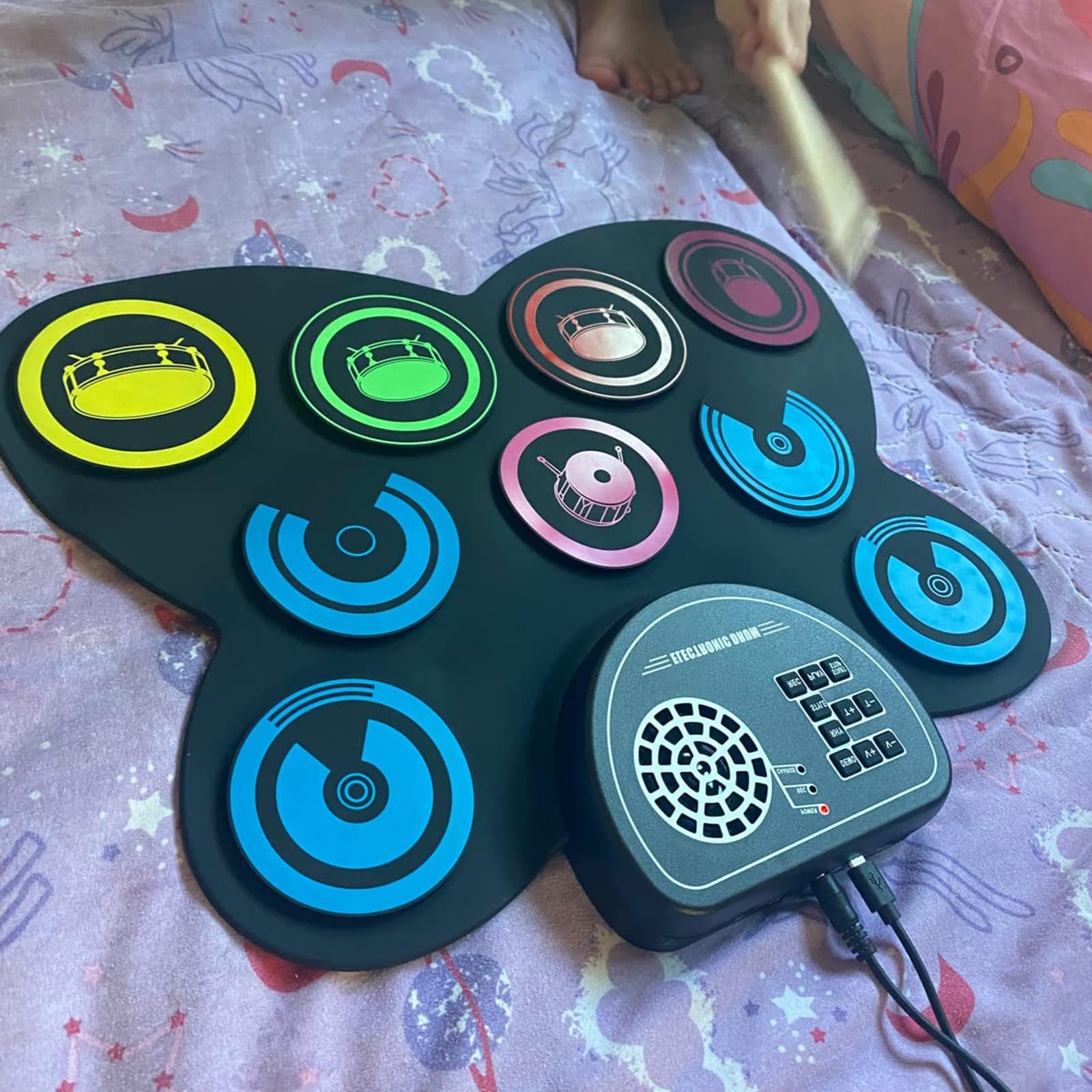 9-Pads Electronic Drum Set with Headphone Jack Speaker Drumsticks & Pedals, Holiday Gifts for Kids