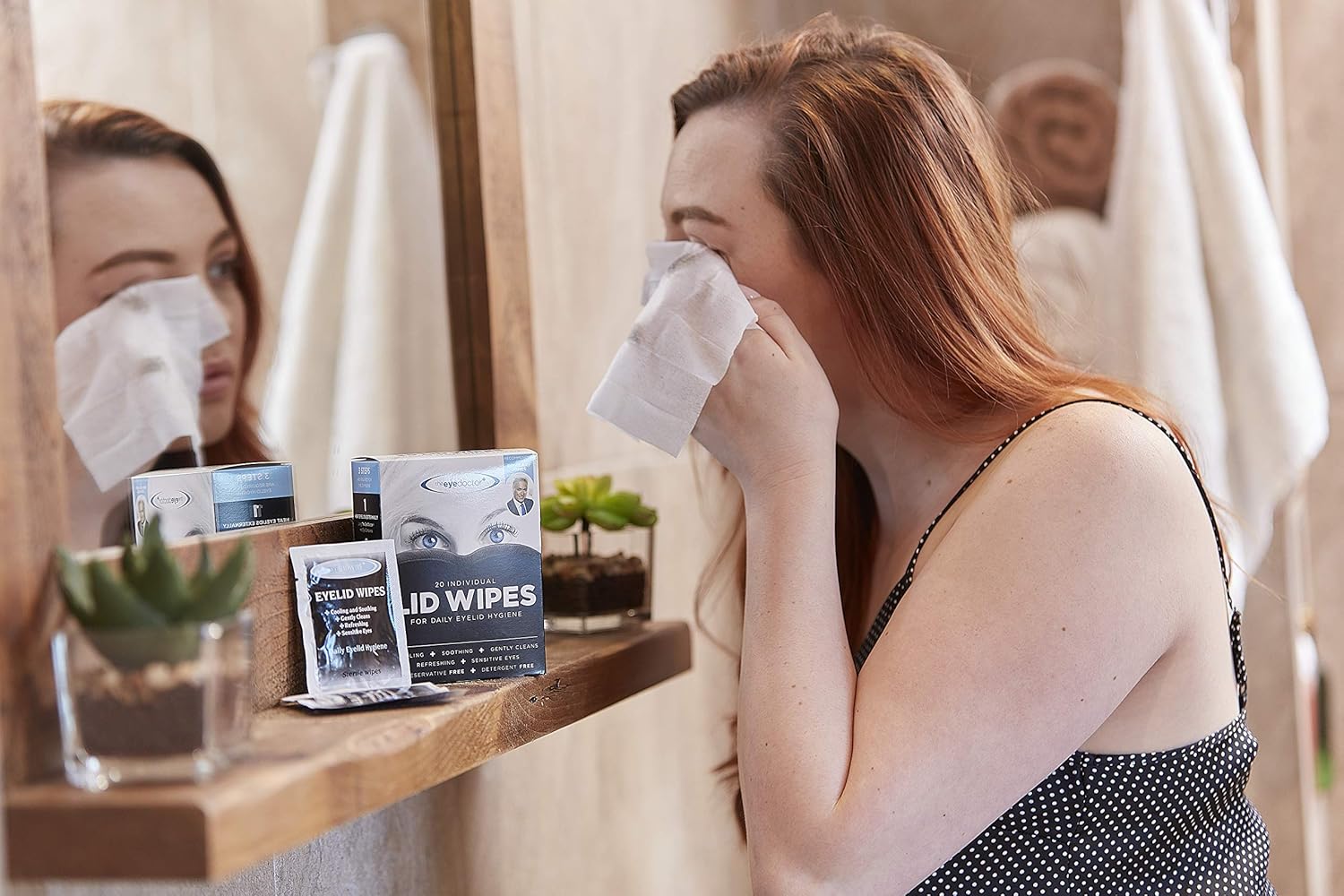 The Eye Doctor Eyelid Wipes x 200, Eye Wipes for Dry Sensitive & Itchy Eyes, Biodegradable Eyelid Cleansing Wipes - Image 4