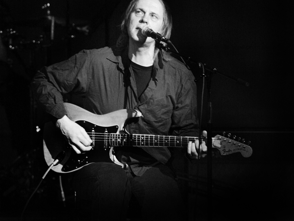 Tom Verlaine à écouter ou acheter sur Amazon Music dès maintenant