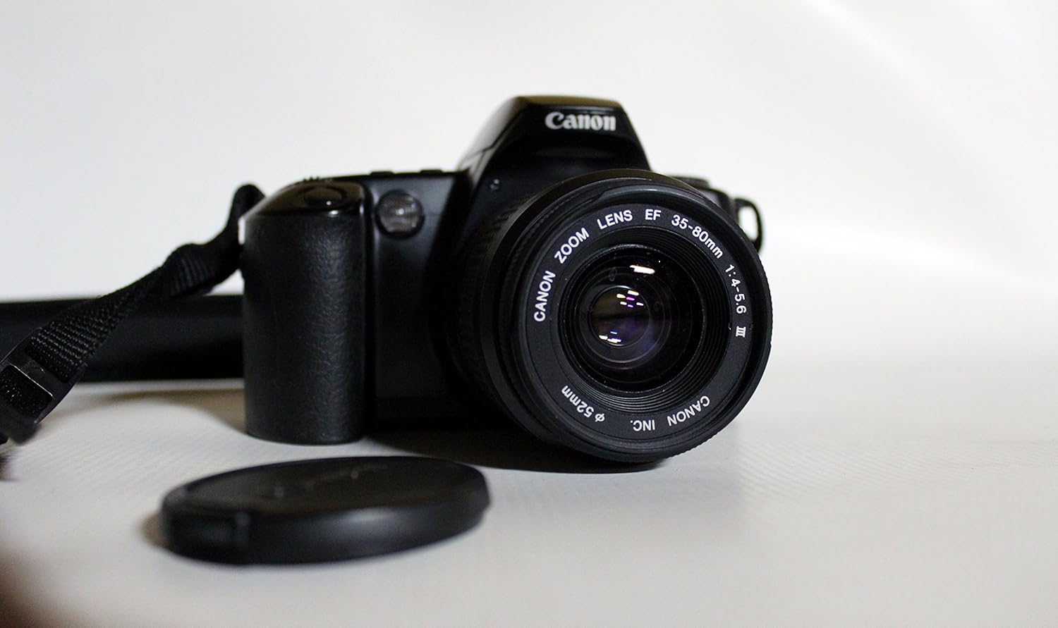 Amazon.com : Canon EOS Rebel XS 35mm SLR Camera with EF 35-80mm f/4-5.6 III  Lens (discontinued by manufacturer) : Film Photography : Camera & Photo