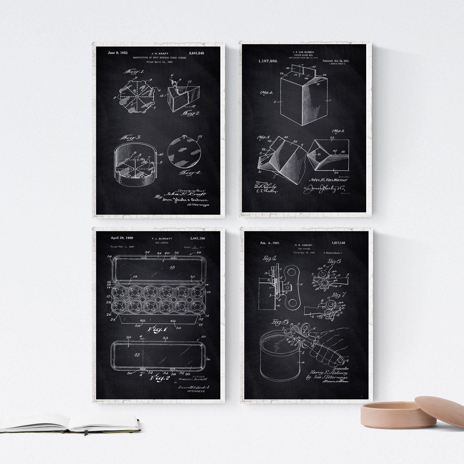 Nacnic BLACK - Pack of 4 sheets with PATENTS MEAL. Set posters with inventions and old patents. Choose the color you like. Printed on 250 grams