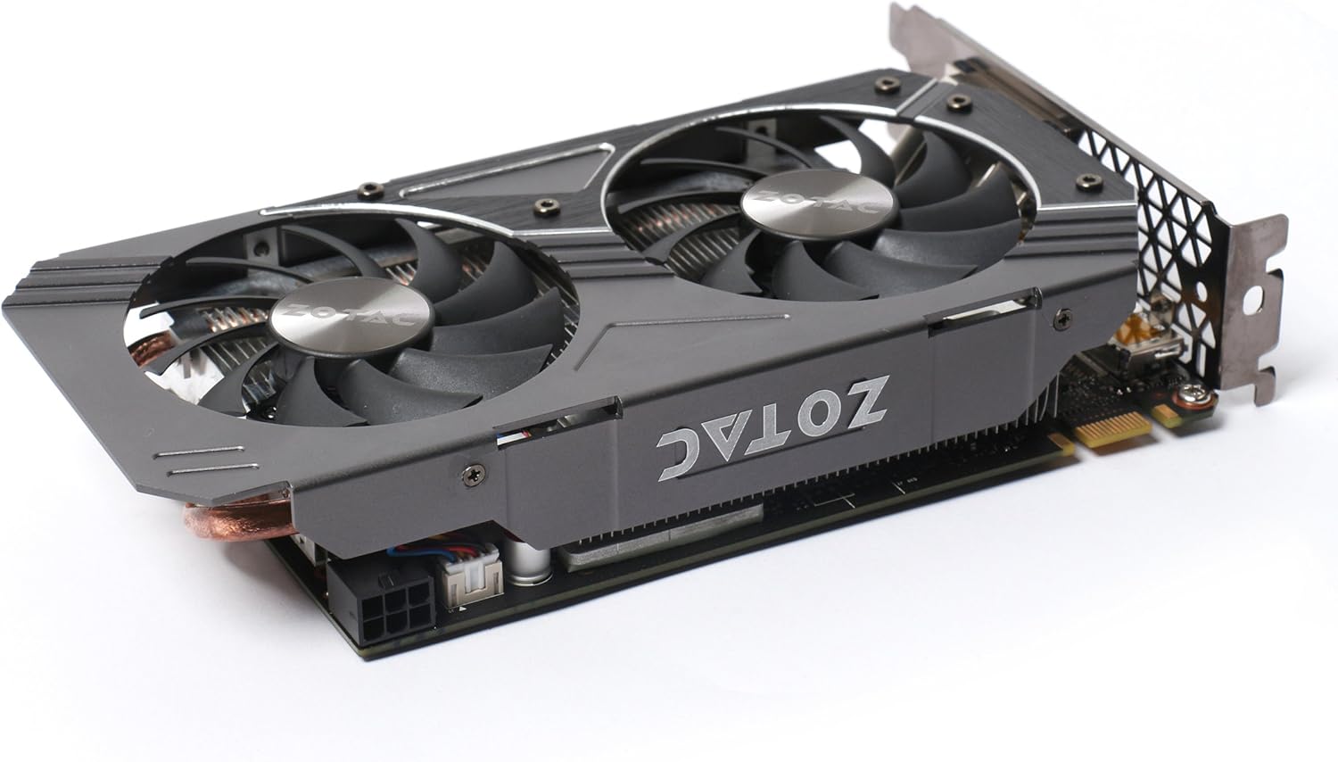 Zotac Geforce Gtx 960 2gb Gddr5 Pci Express 3 0 Hdmi Dvi Displayport Sli Ready Graphic Card Zt 10m Amazon Ca Computers Tablets