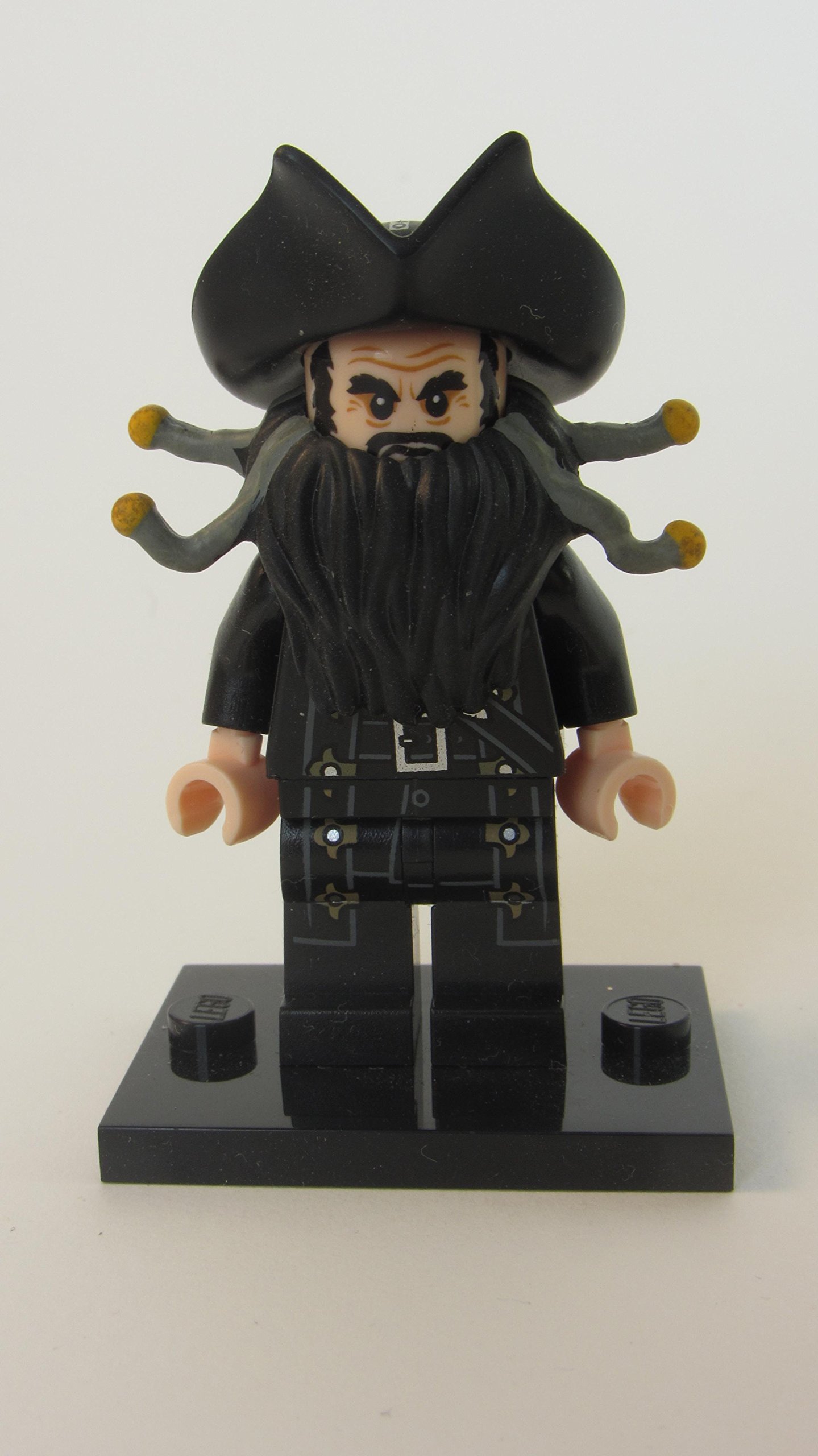 lego blackbeard minifigure
