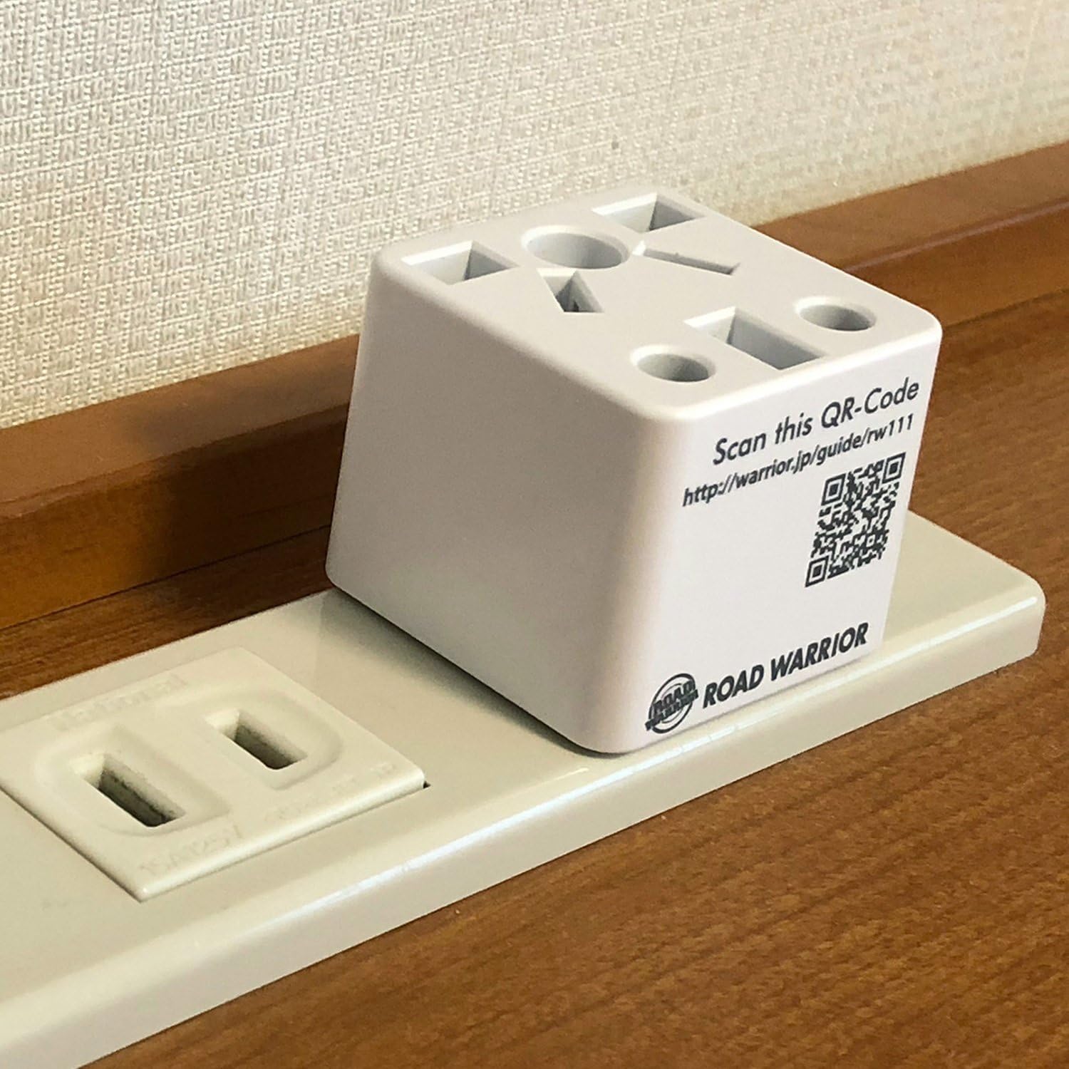 ROAD WARRIOR US Travel Plug Adapter EU/UK/CN/AU/IN to USA (Type A) - RW111WH-US - - 