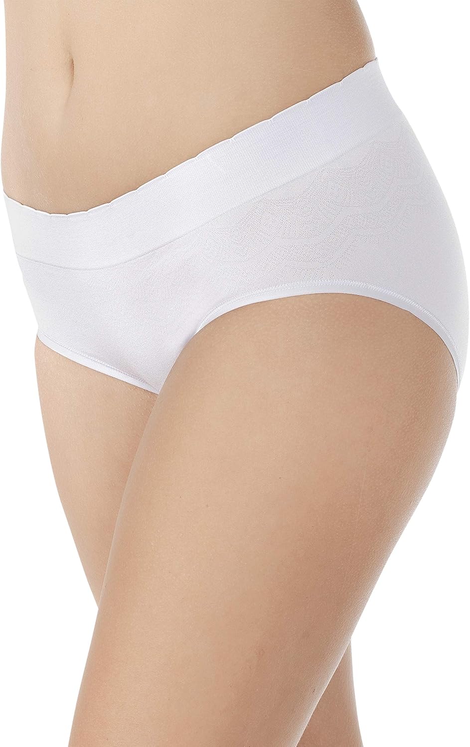 Vanity Fair Women's No Pinchno Show Seamless Hip Brief Panty 18170 at