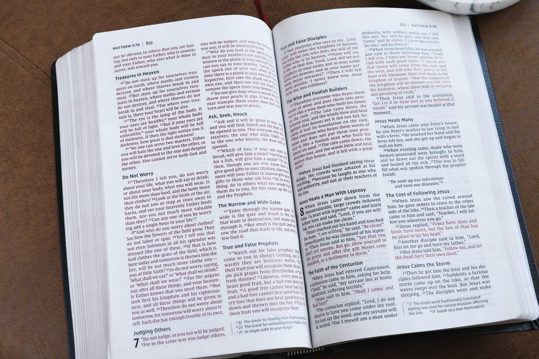 NIV, Thinline Bible, Bonded Leather, Black, Red Letter, Comfort Print NIV, Thinline Bible, Bonded Leather, Black, Red Letter, Comfort Print Bonded Leather