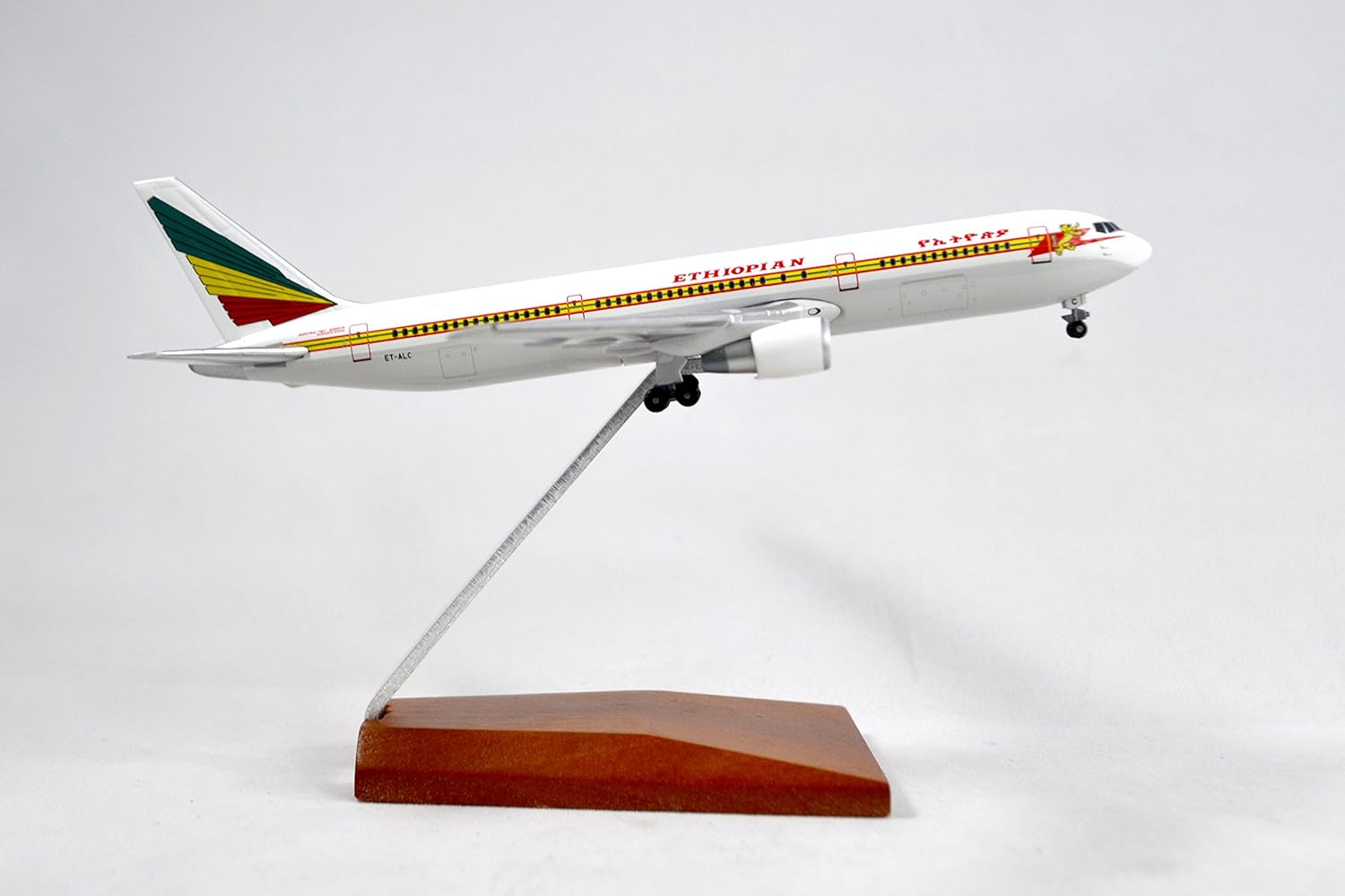diecast airplane models near me