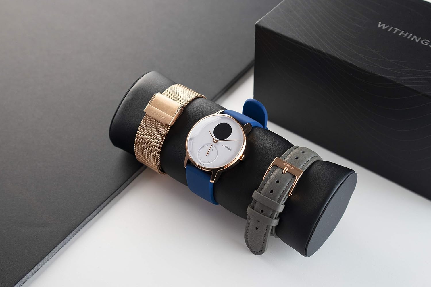 hybrid smartwatch with hammered leather strap