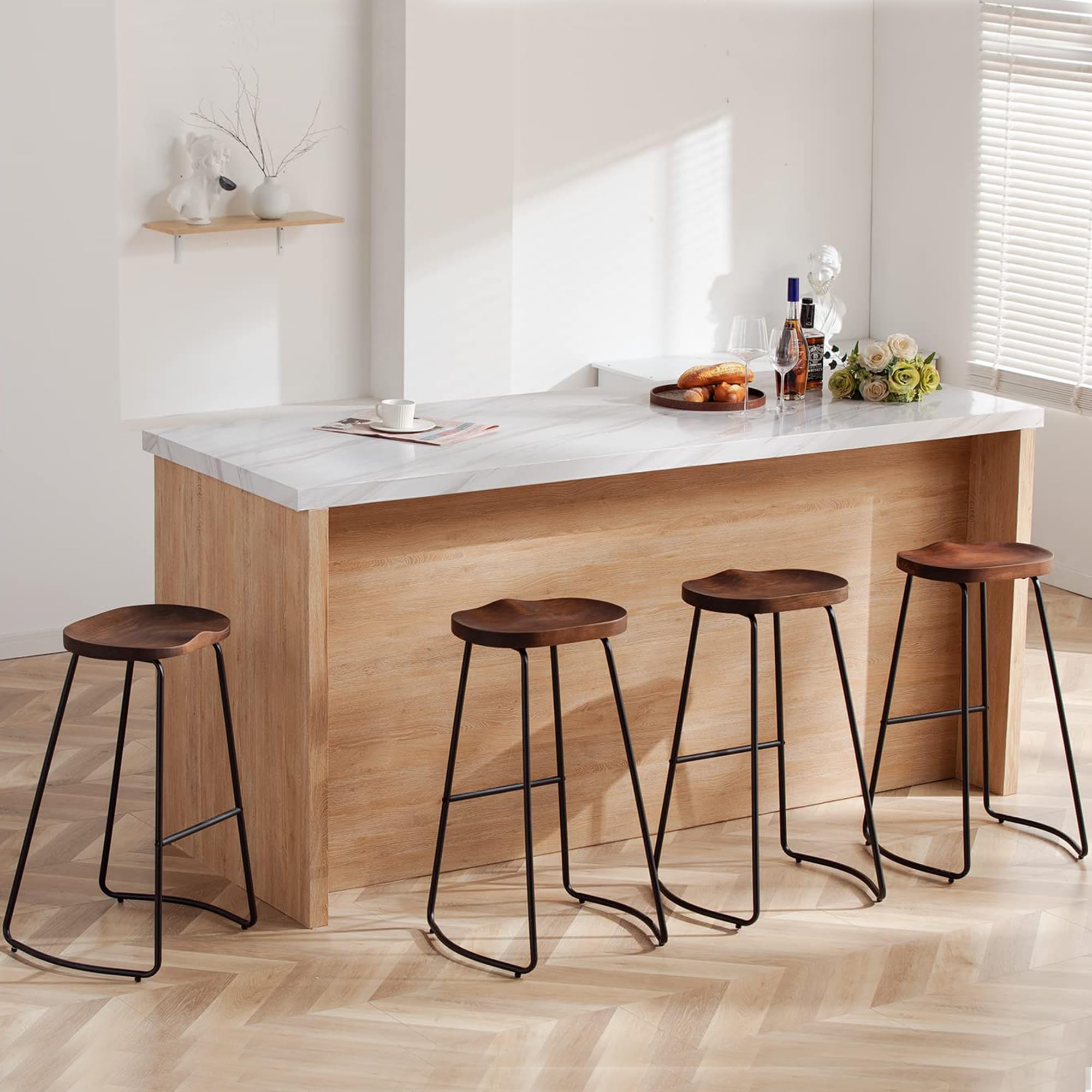 HeuGah Bar Stools Set of 4, Saddle Seat Bar Stools