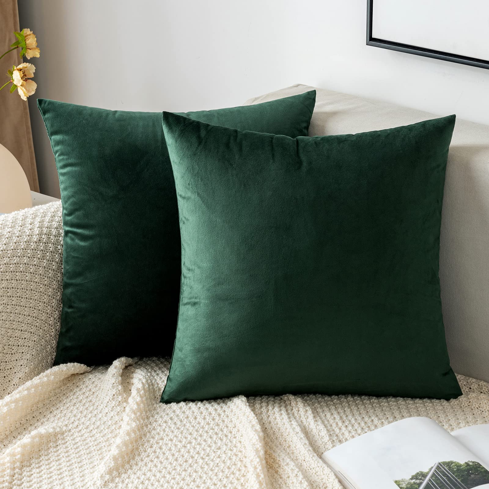 EMEMA Velvet Cushion Covers Dark Green Decorative Throw Pillow Case 16x16 Inch 40x40 cm Pillow Covers for Livingroom Sofa Bedroom Pack of 2 โ image 1