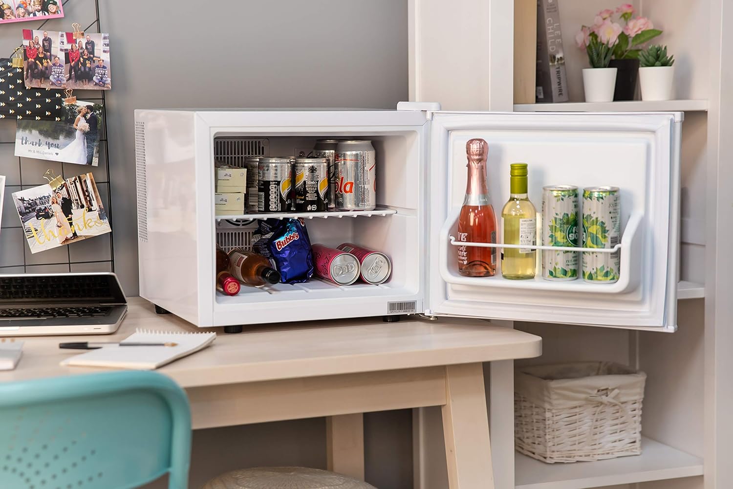 Kuhla KCLRF17 17 Litre Mini Cooler Mini Fridge White Buy Appliances01