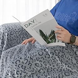 MACEVIA Flannel Fleece Cheetah Print