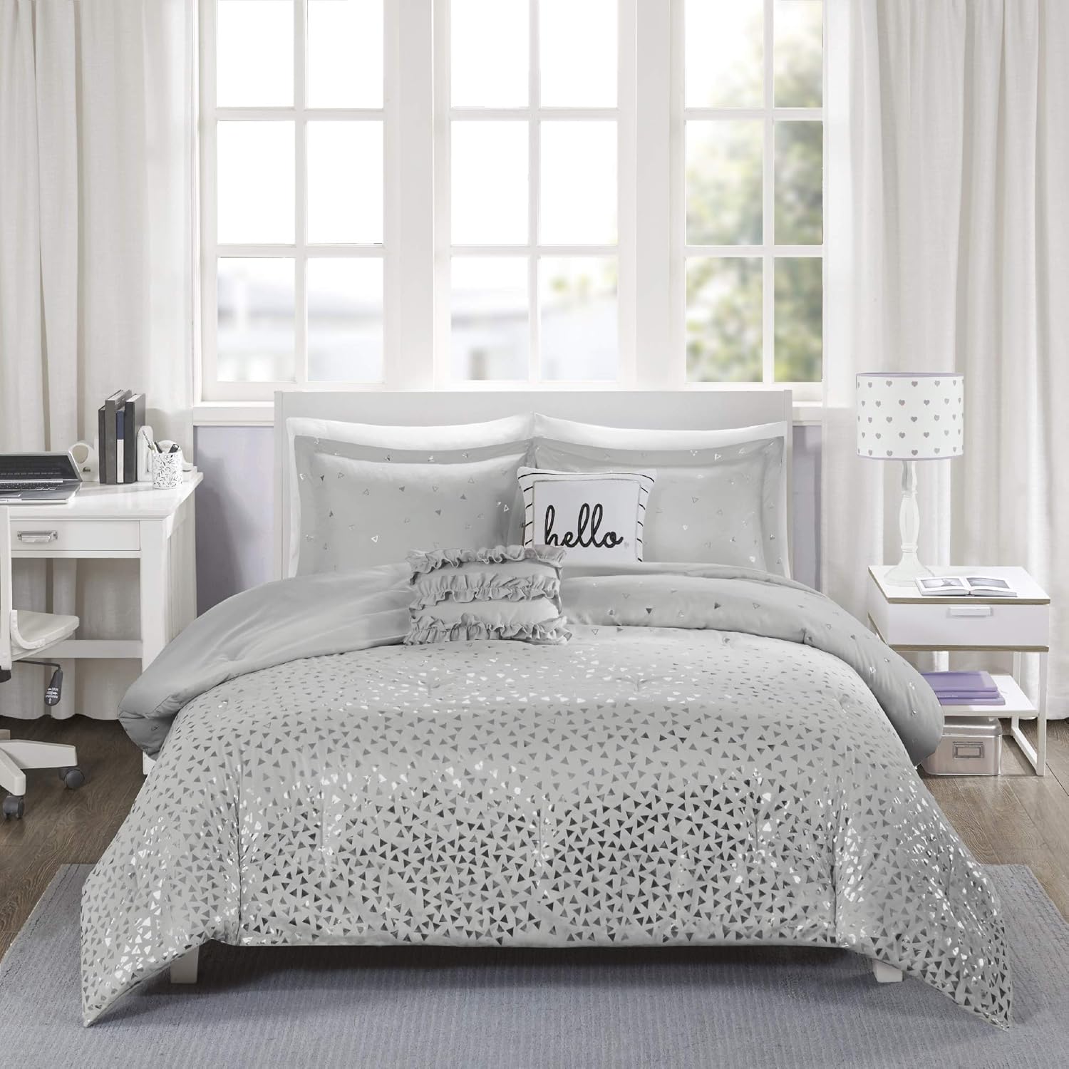 Intelligent Design Zoey Triangle Metallic Print, Cozy Comforter Season Bedding Set, Matching Sham, Decorative Pillow, Full/Queen, Grey/Silver 5 Piece: Home & Kitchen