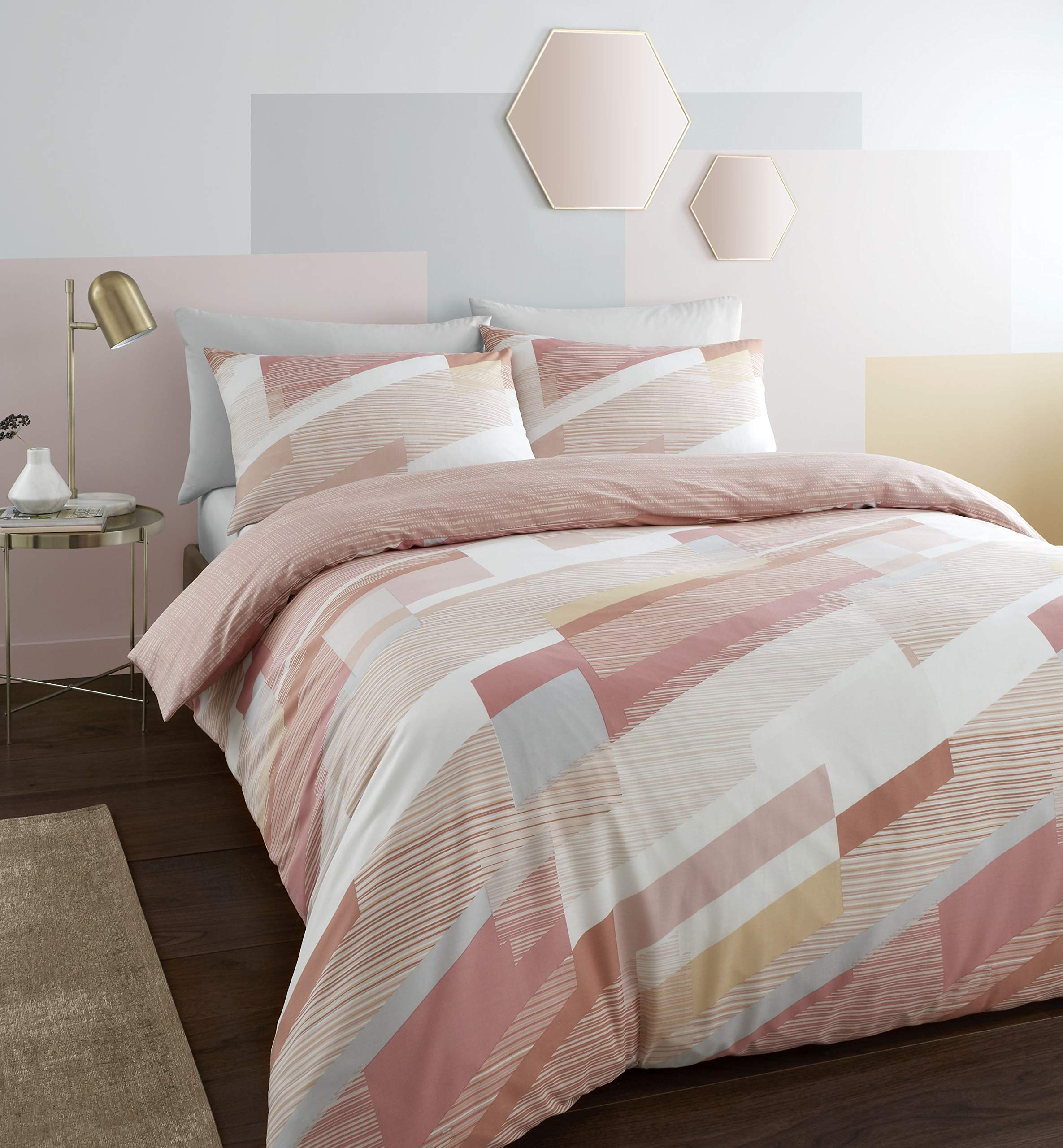 Catherine Lansfield Harley Geo Easy Care Double Duvet Set Blush