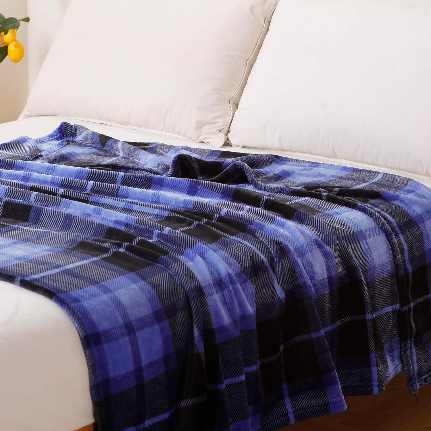 SOCHOW Flannel Fleece Blanket 150cm×200cm, All Season Plaid Blue Blanket for Bed Couch,Car - Image 5