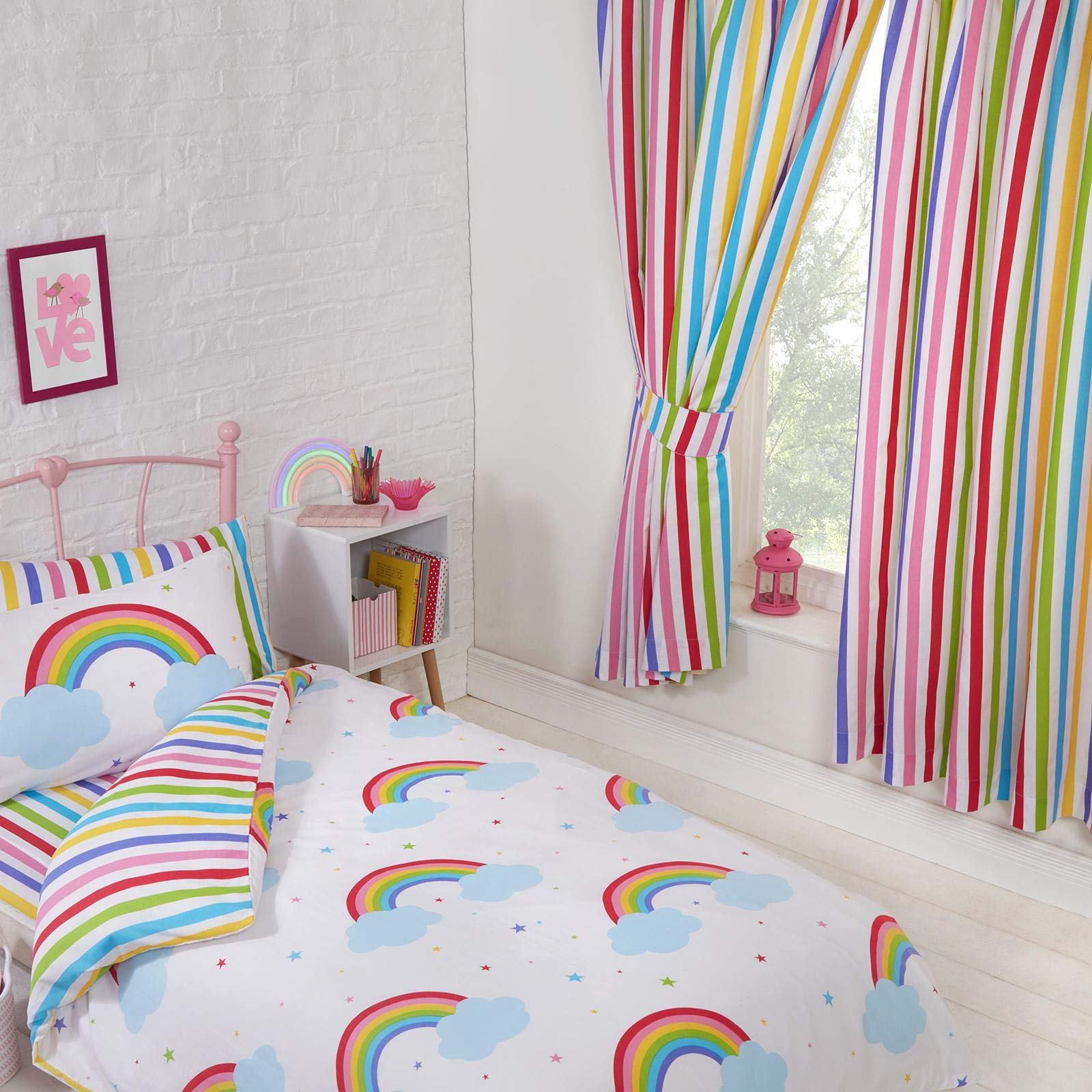 Price Right Home Striped Bedroom Range Kids - Duvet Cover Set, Fitted Sheet Set & Curtains Available (72" Curtains)
