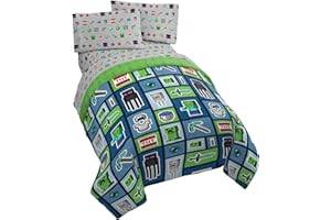 Jay Franco Minecraft Monster Hunters 4 Piece Twin Bed Set - Includes Reversible Comforter & Sheet Set - Bedding Features Creeper - Super Soft Fade Resistant Microfiber (Official Minecraft Product)