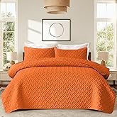 JYHOPE Caramel Orange Twin Quilt Set 68x90 Lightweight Microfabric Bedspread, 3-Piece Quilt Bedding with Pillow Shams, Summer Cooling Quilts, Ribbon Wrapped Gift