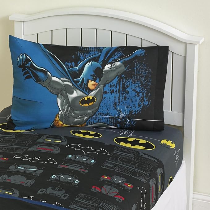 Amazon Com Batman Bedding Set Twin Size Sheet Set Flat Sheet Fitted Sheet Standard Pillowcase Kitchen Dining