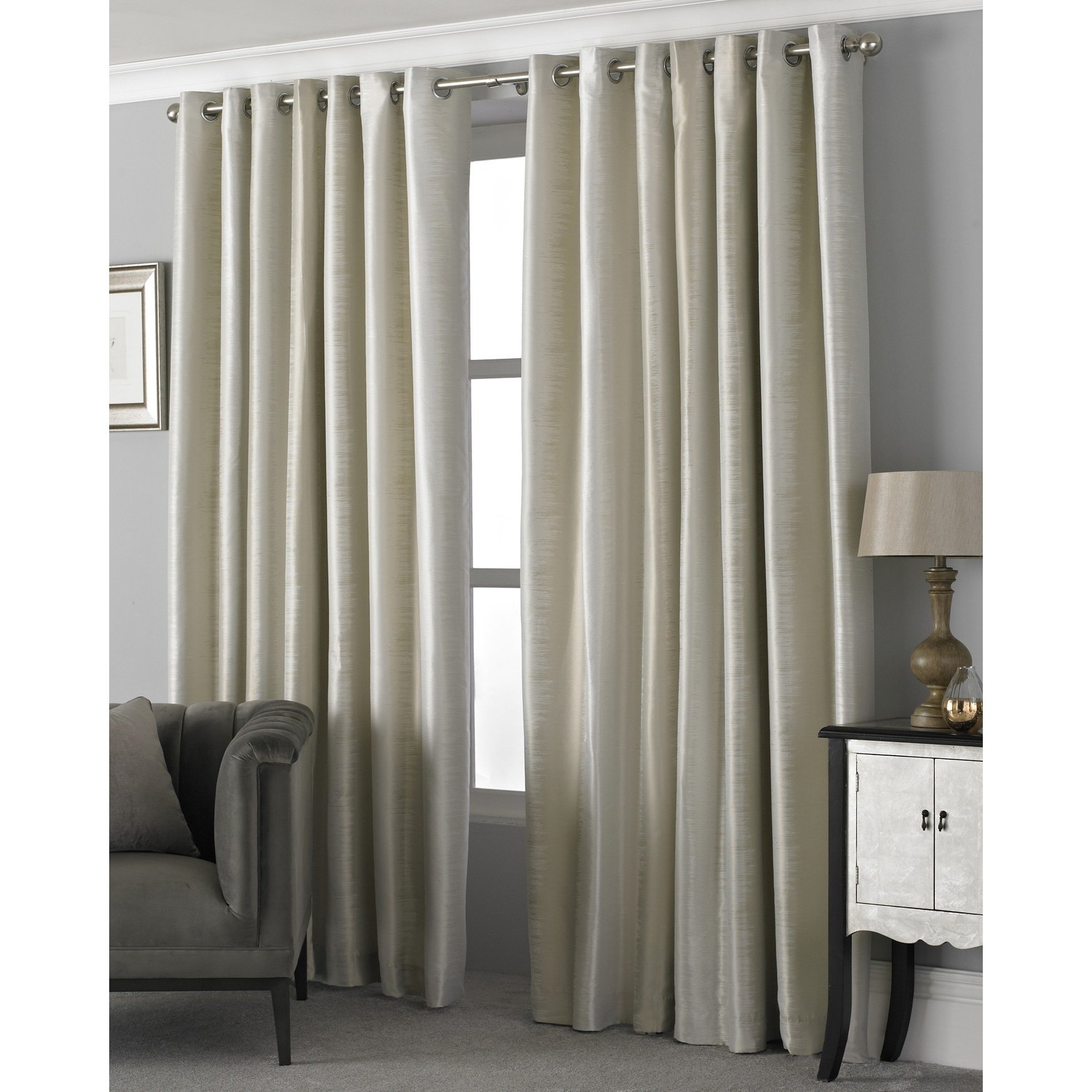 Riva Home Paoletti Hurlingham Eyelet Curtains