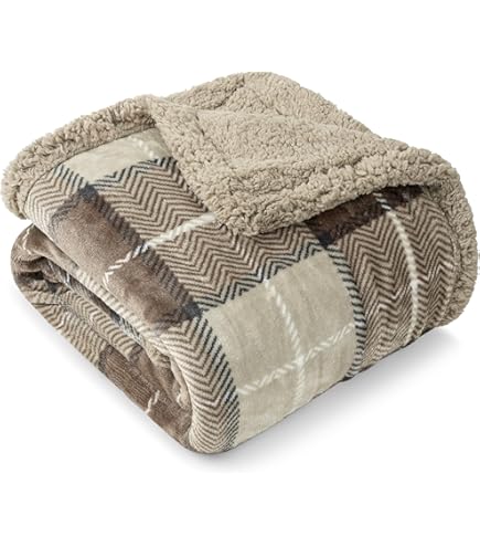 Amazon.com: Northeast Outfitters Cozy Cabin Buffalo Check Sherpa