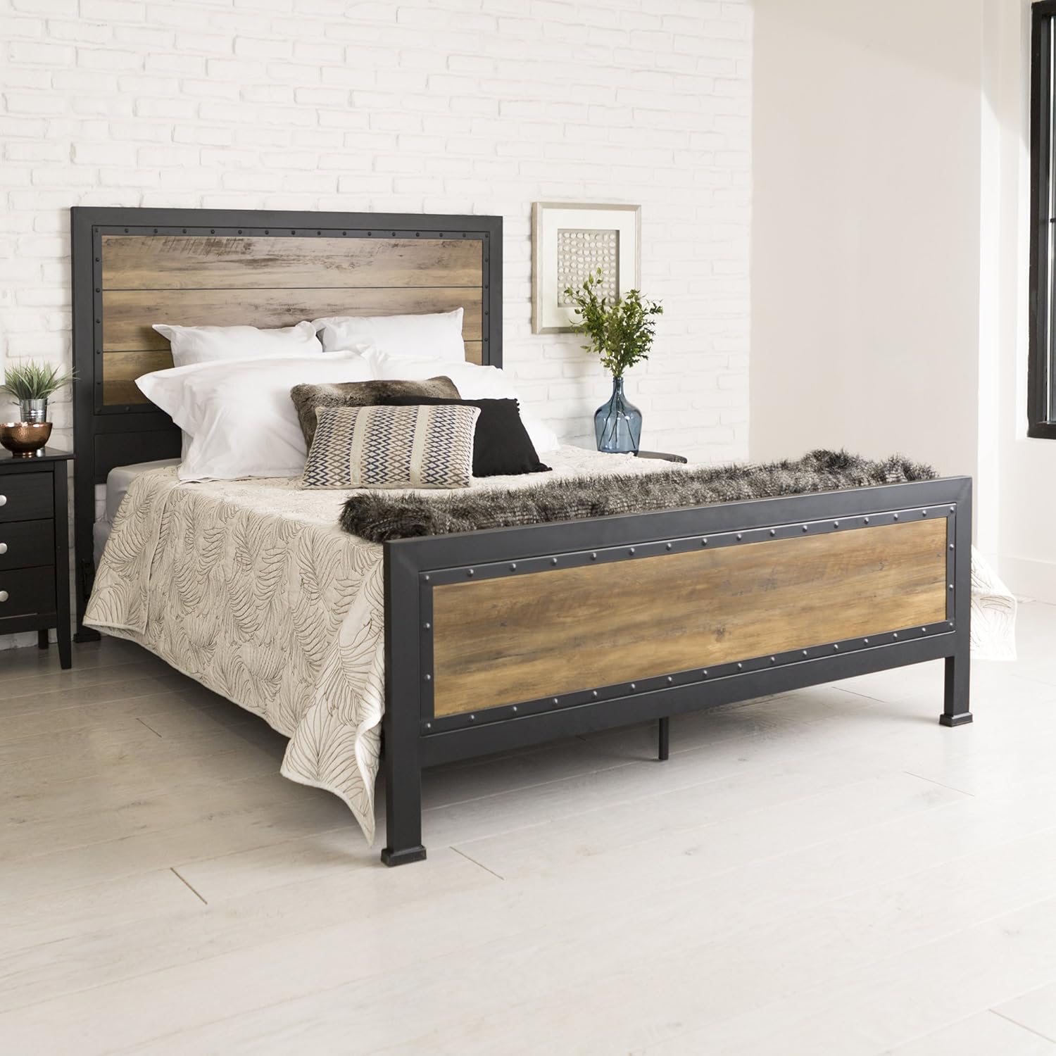 Best Rustic Queen Wooden Headboard