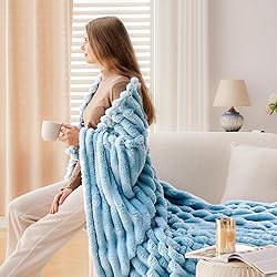 NEWCOSPLAY Super Soft Throw Blanket Blue Premium