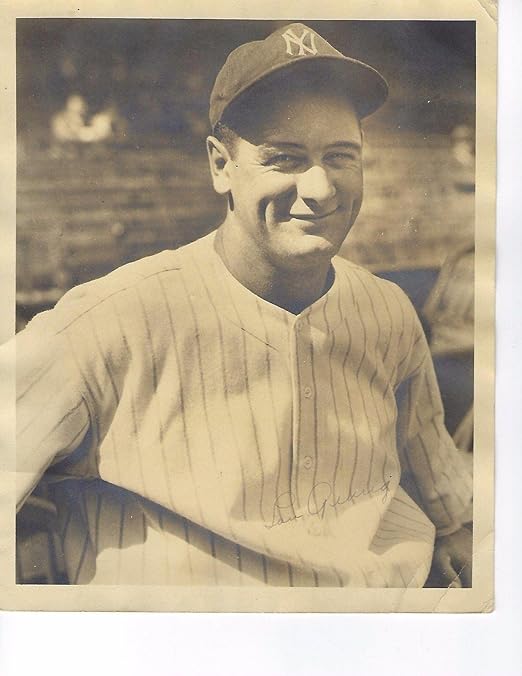 Lou Gehrig Signed Photo Spectacular 1932 NY COA PSA/DNA Certified