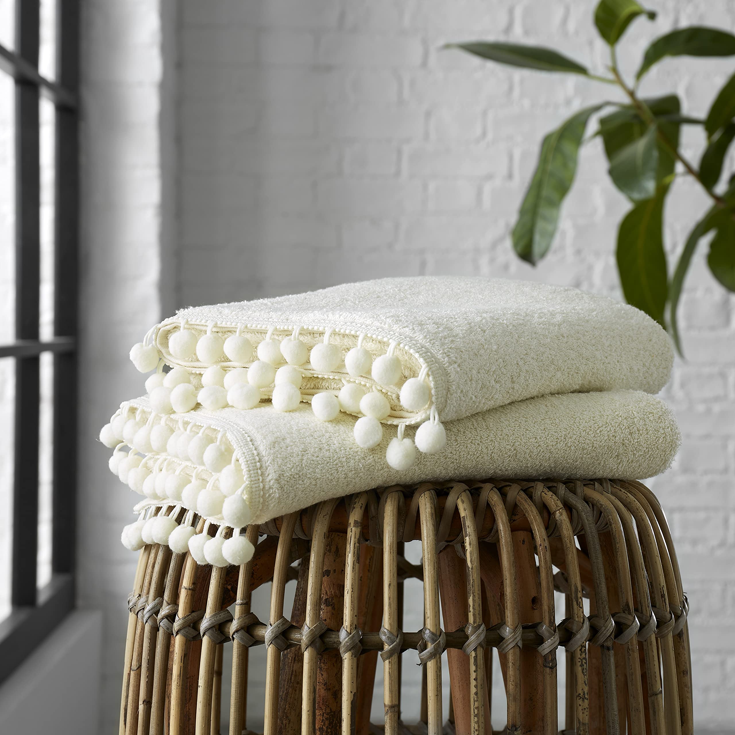 GC GAVENO CAVAILIA Luxury 2PK Pom Pure Cotton 550 GSM Hand Ultra Soft Super Absorbent Sheets, Egyptian, Cream, Pack of 2 Bath Towel