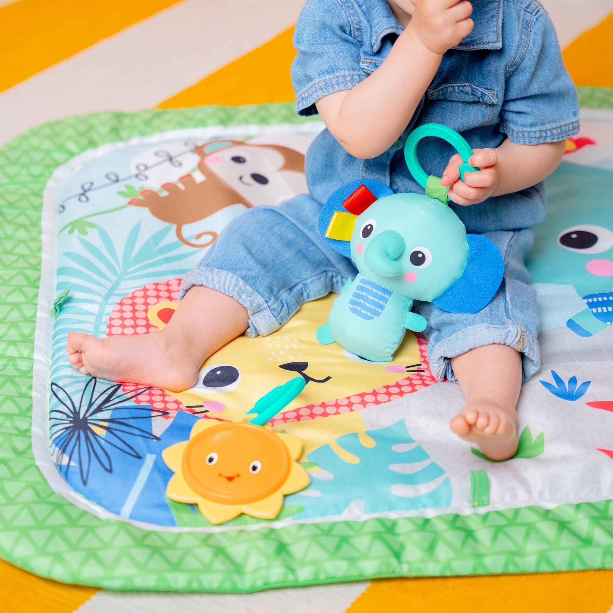 Bright Starts Wild Wiggles Baby Activity Gym & Play Mat with FoldingToy bar, Newborn and up - Green, 18.5” x 29.1” x 29.1”