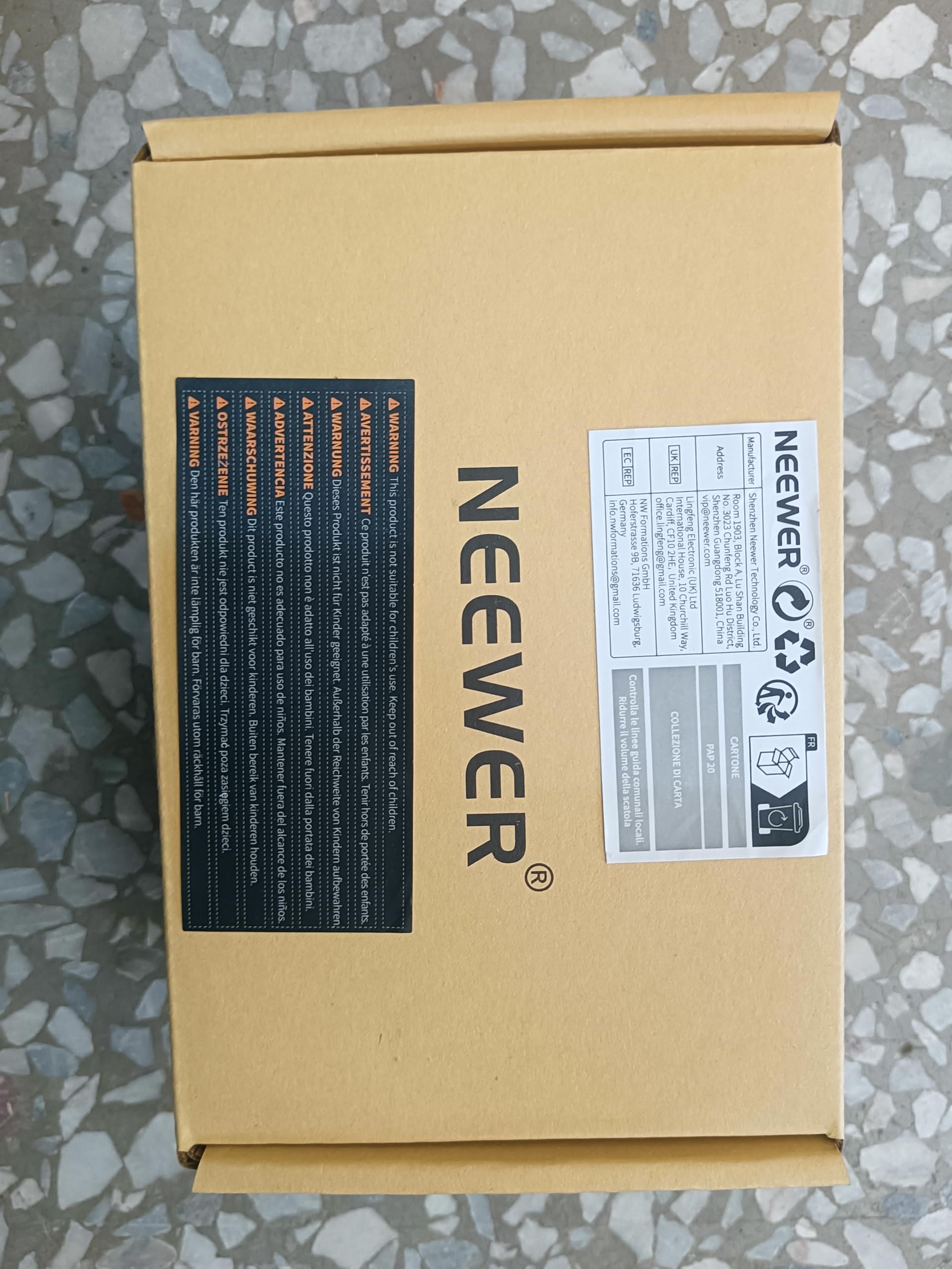 NEEWER ZV-1F ZV-1 II L Plate Compatible with Sony, Metal L Bracket with White Leather Grip, 1/4