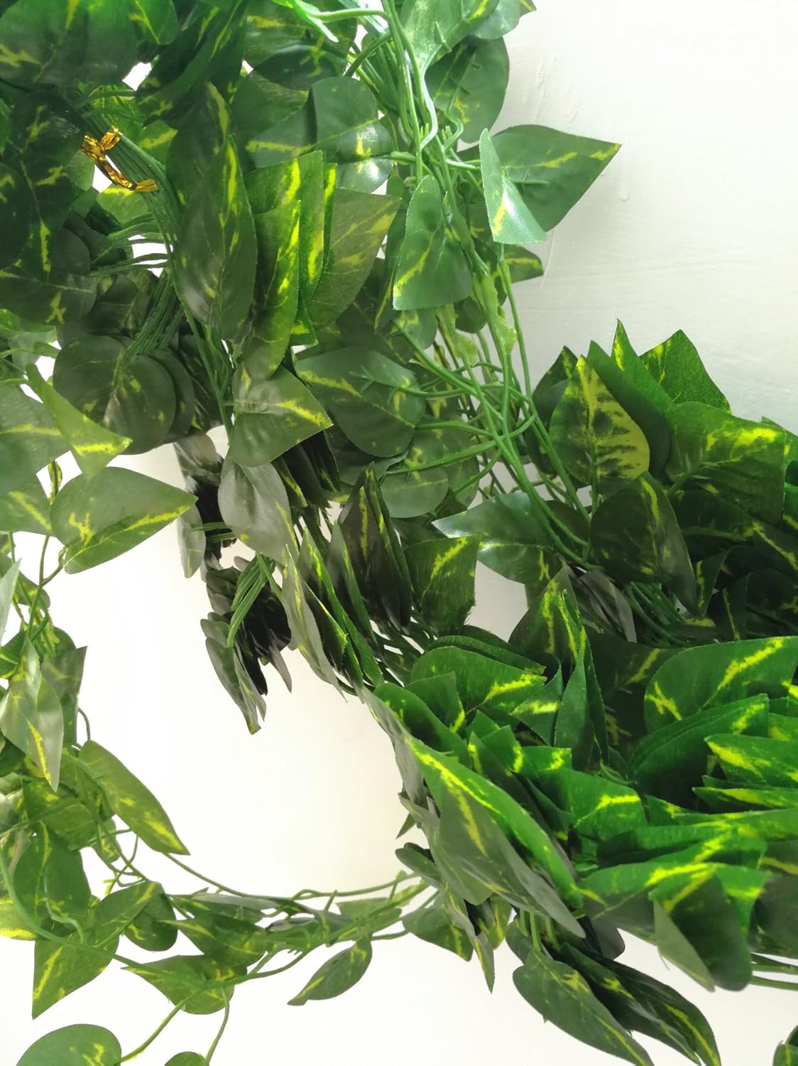 ShinyBeauty 12pcs (84 Feet) artificial ivy foliage flowers fake ivy