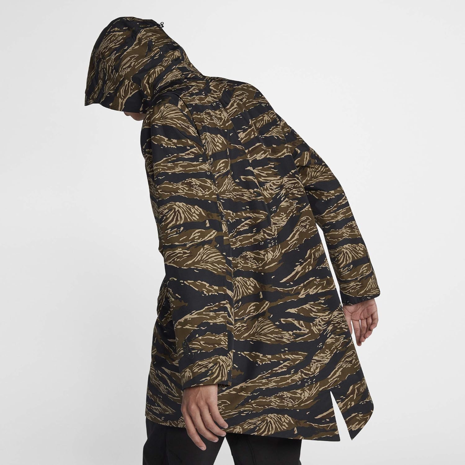 nikelab essentials tiger camo parka