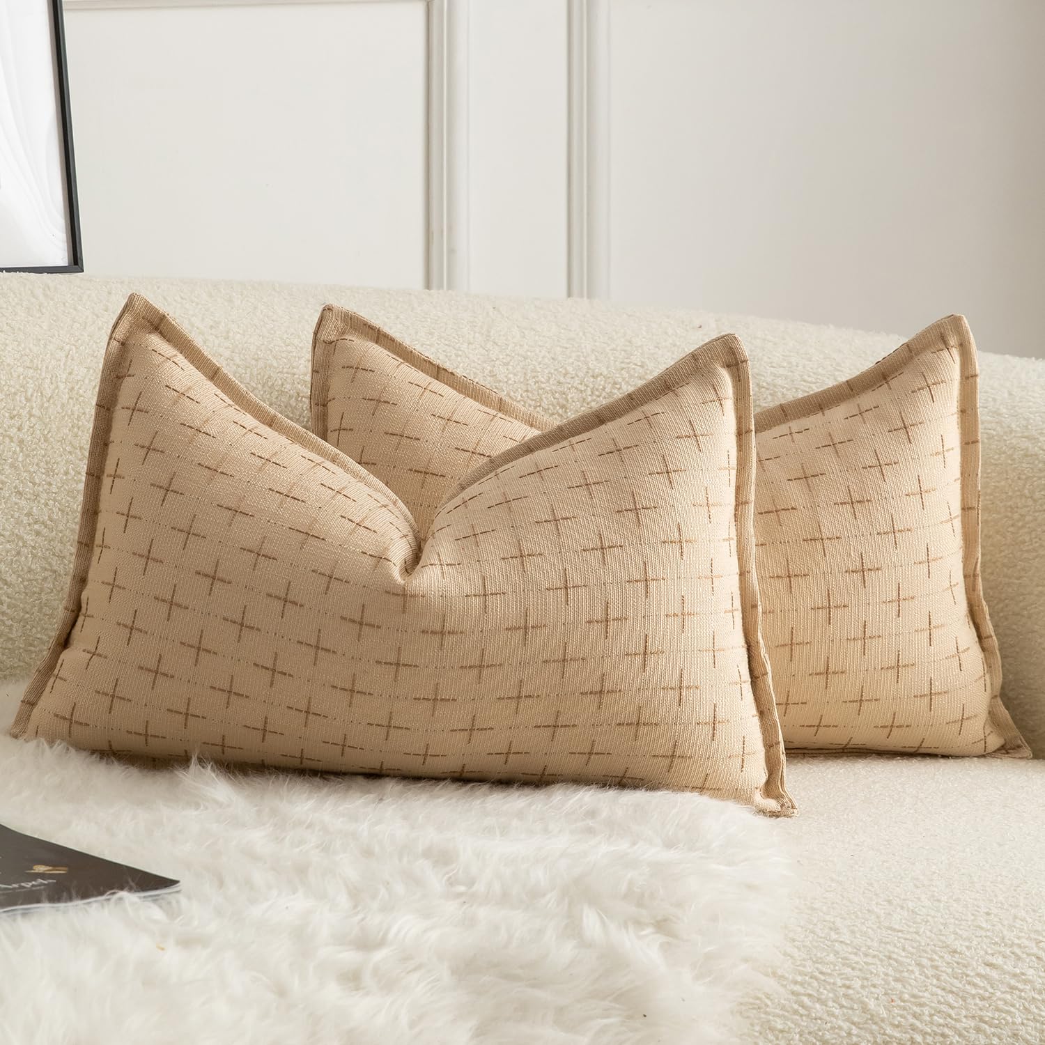 Mandioo Pack of 2 Burlap Linen Cushion Covers Woven Textured Modern Farmhouse Throw Pillow Cases Decorative Couch Sofa Bed Living Room 12 x 20 Inch 30x50 cm Beige