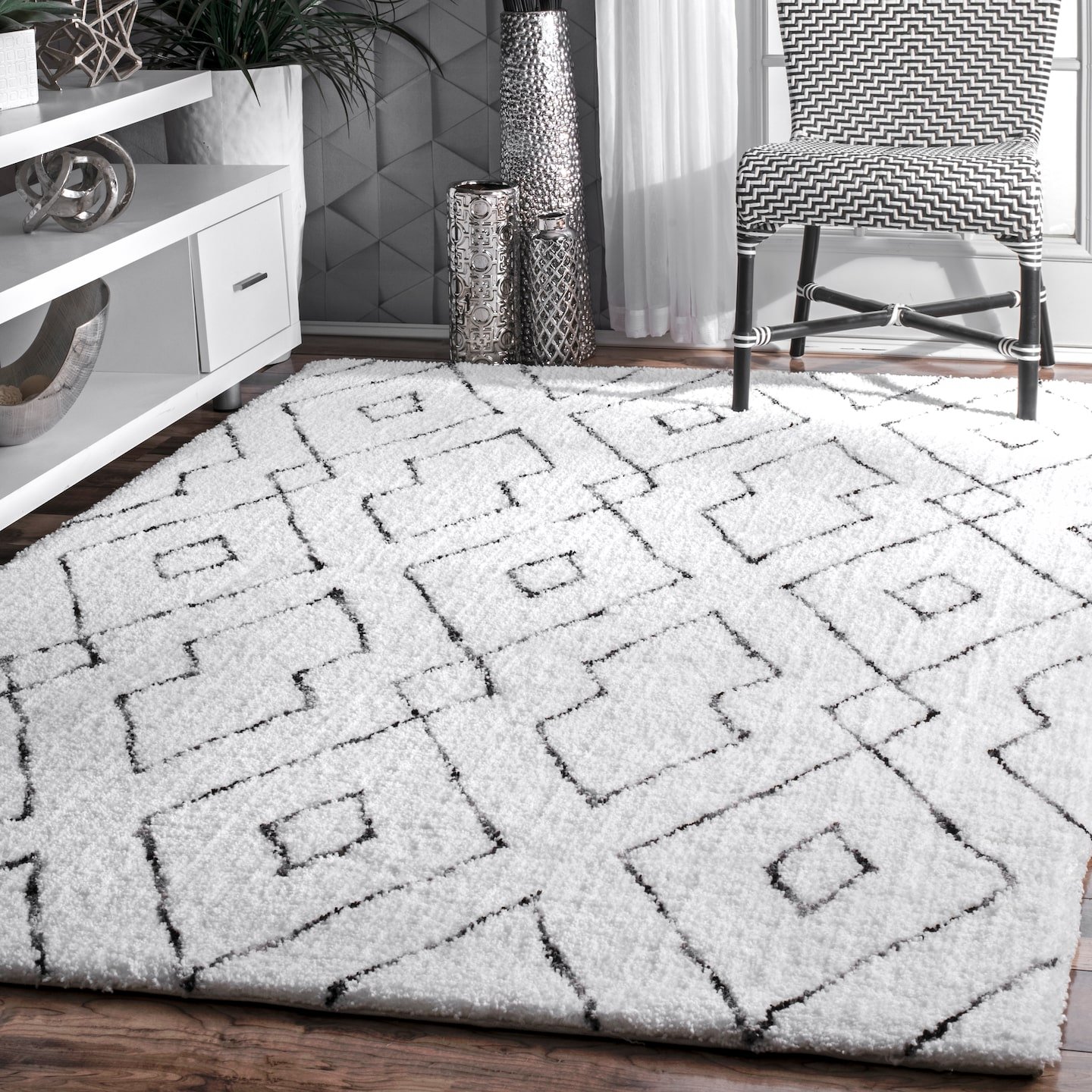 Best Black And White Geometric Carpet