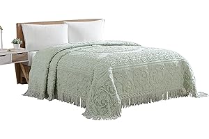 Beatrice Home Fashions Medallion Chenille Bedspread, Twin, Sage