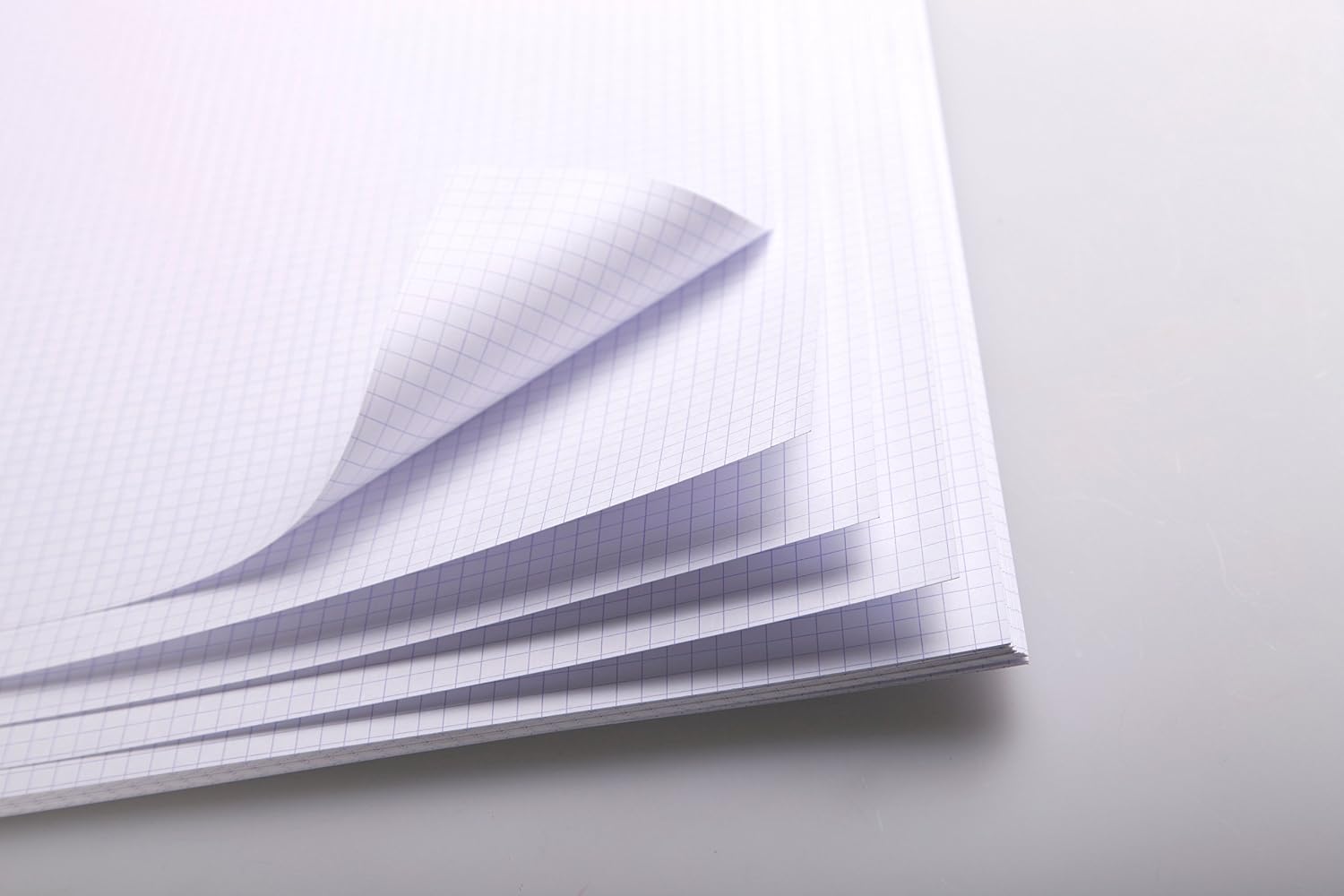 Clairefontaine, Ref 33017C, Bristol Graduated Sheets (125 Sheets), 50 x 65cm Size, 205gsm Paper, Squared Rulings - Image 3