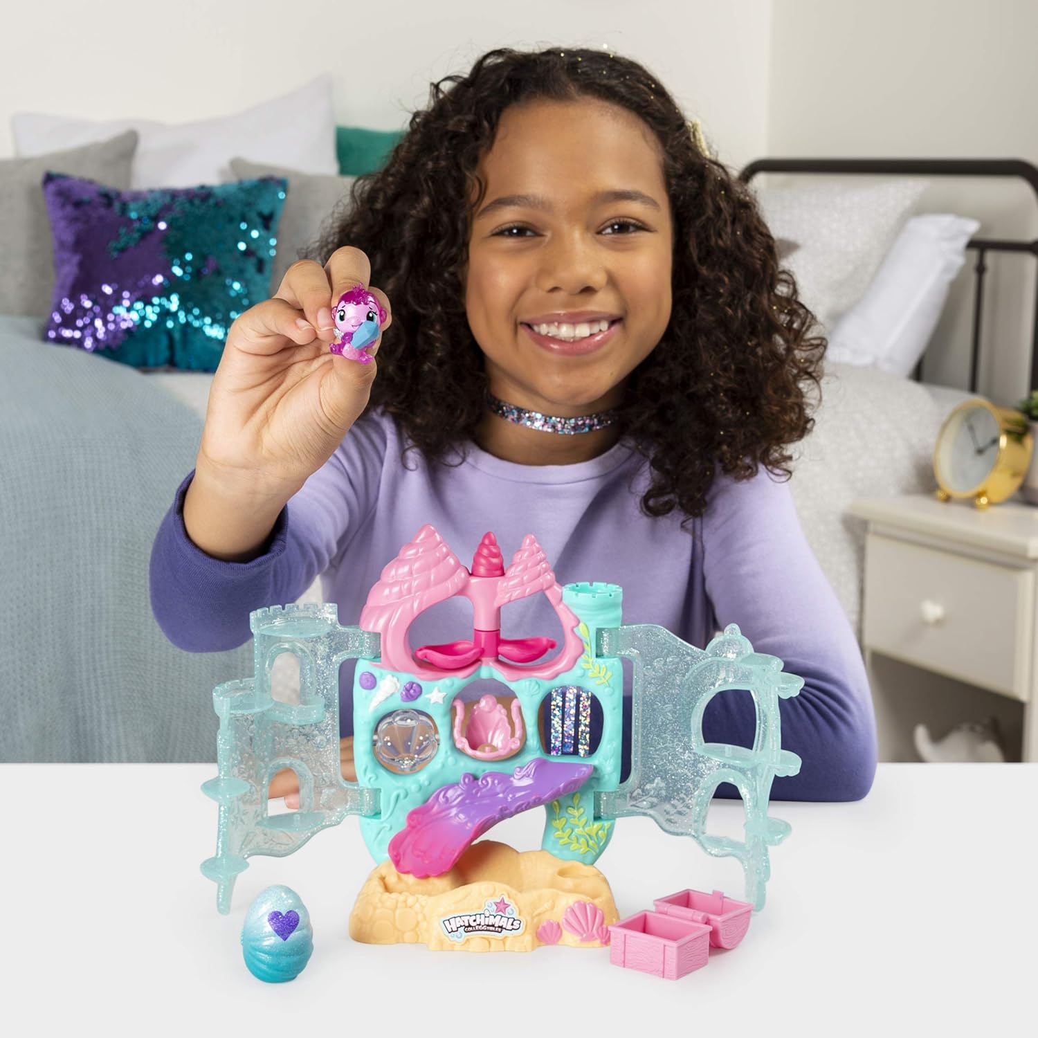 Black Friday Hatchimals CollEGGtibles Coral Castle Fold Open Playset