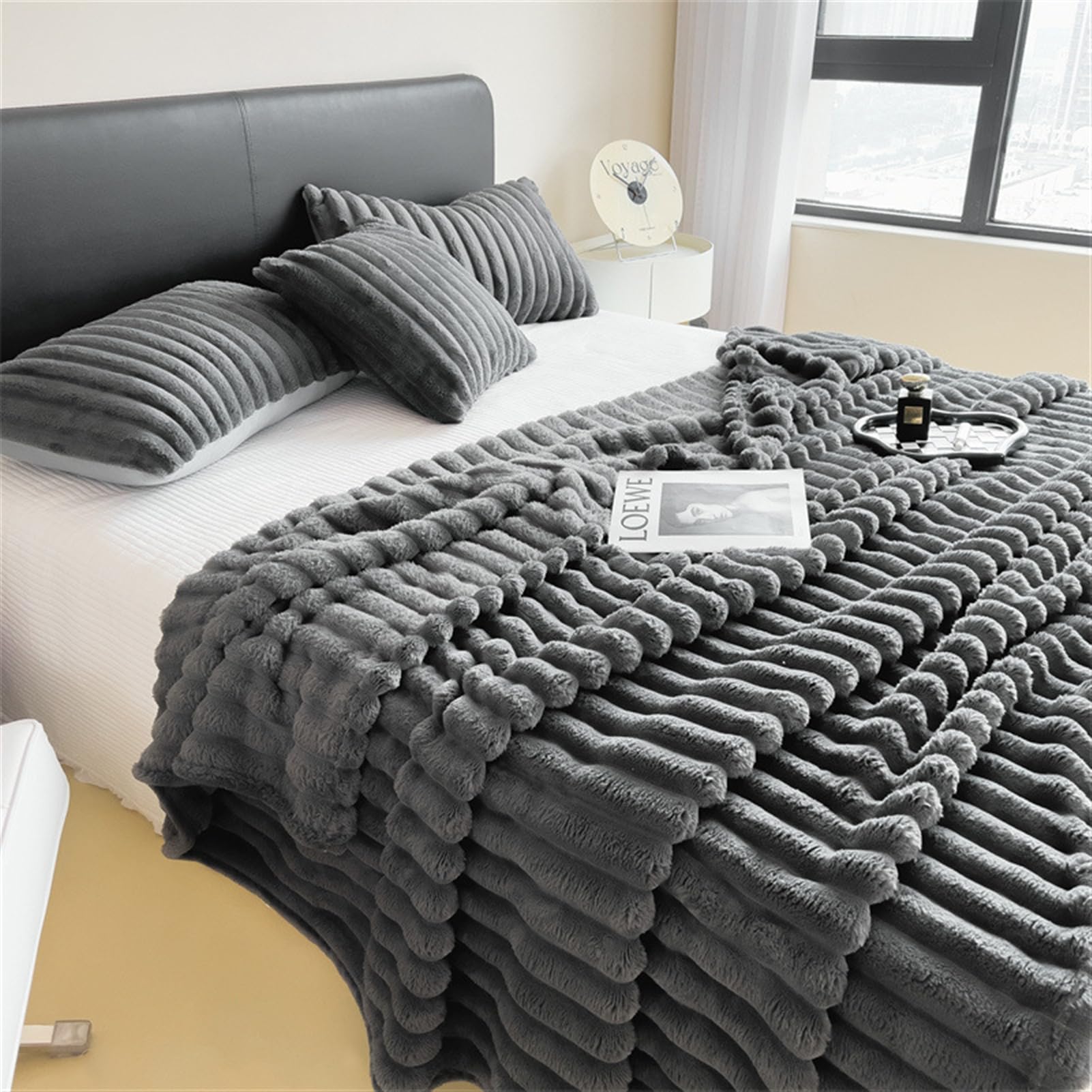 Heavyoff Throw Blanket for Couch, Soft and Warm Lightweight Bed Blanket Cozy Shag Plush Blanket for Sofa Bed Traveling Dark Grey, 79"x91"