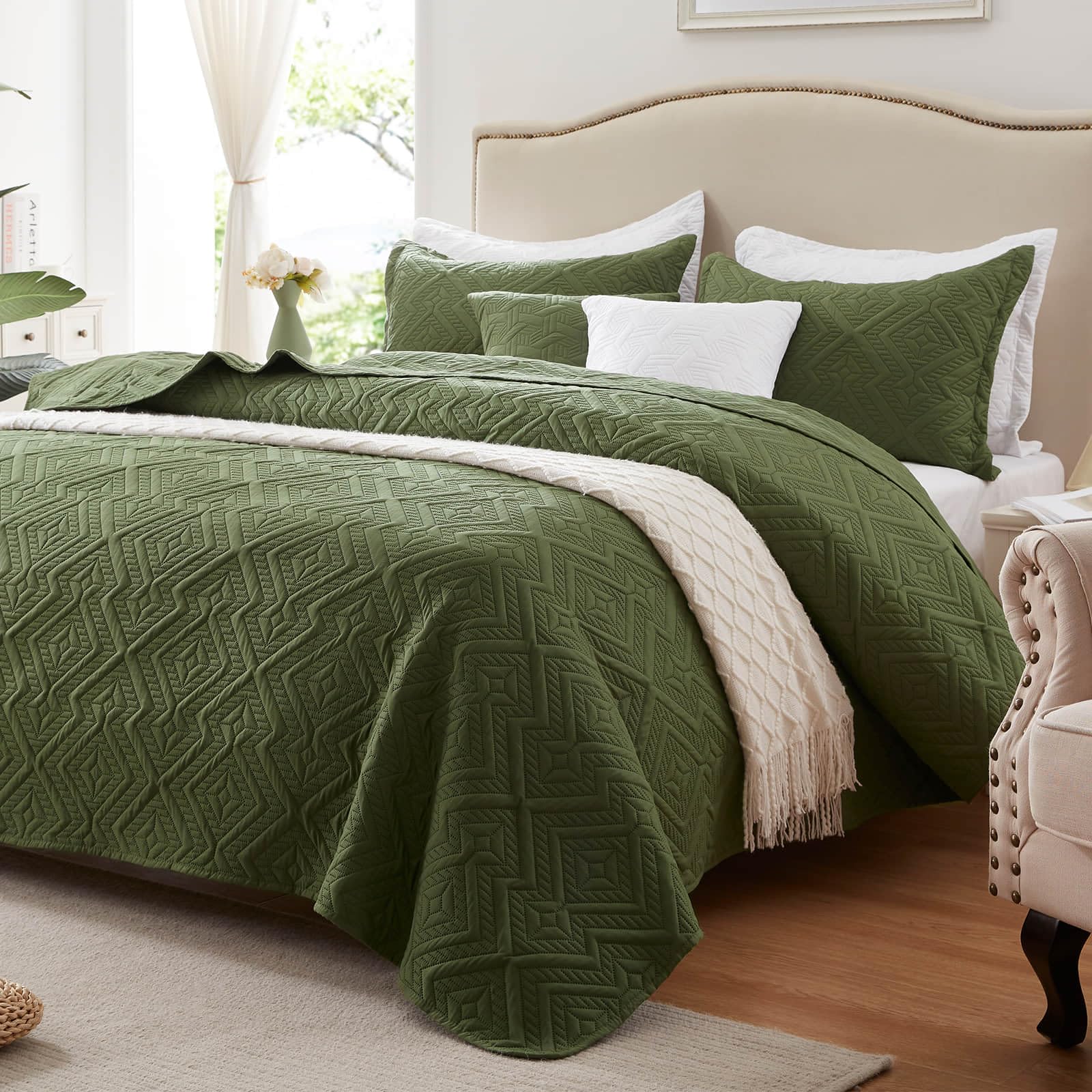 Photo 1 of Oversized California King Size Quilt Set 3 Pieces, Olive Green Bedspread-118''x106'', Soft Summer Quilt/Coverlet, Lightweight Bedding Sets for All Seasons (Includes 1 Quilt, 2 Shams)