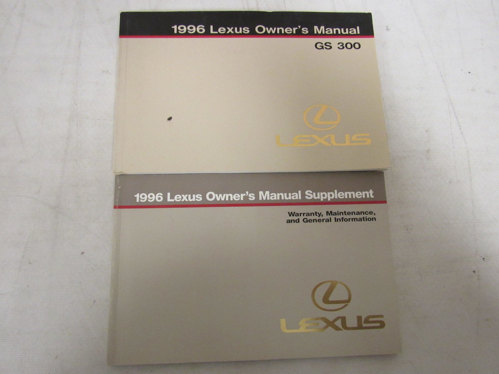 1996 Lexus GS 300 Owners Manual Guide Book: Lexus: Amazon.com: Books