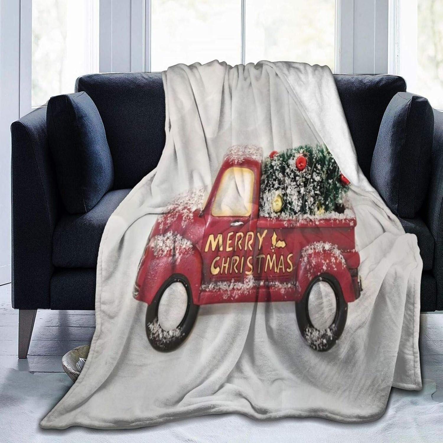 Amazon Com Red Truck With Christmas Tree Fleece Throw Blanket Super Soft Sherpa Blanket Premium Velvet Lap Blanket Durable Thermal Sofa Blanket Comfortable Cozy Noon Break Blanket For Office Home Bed Home