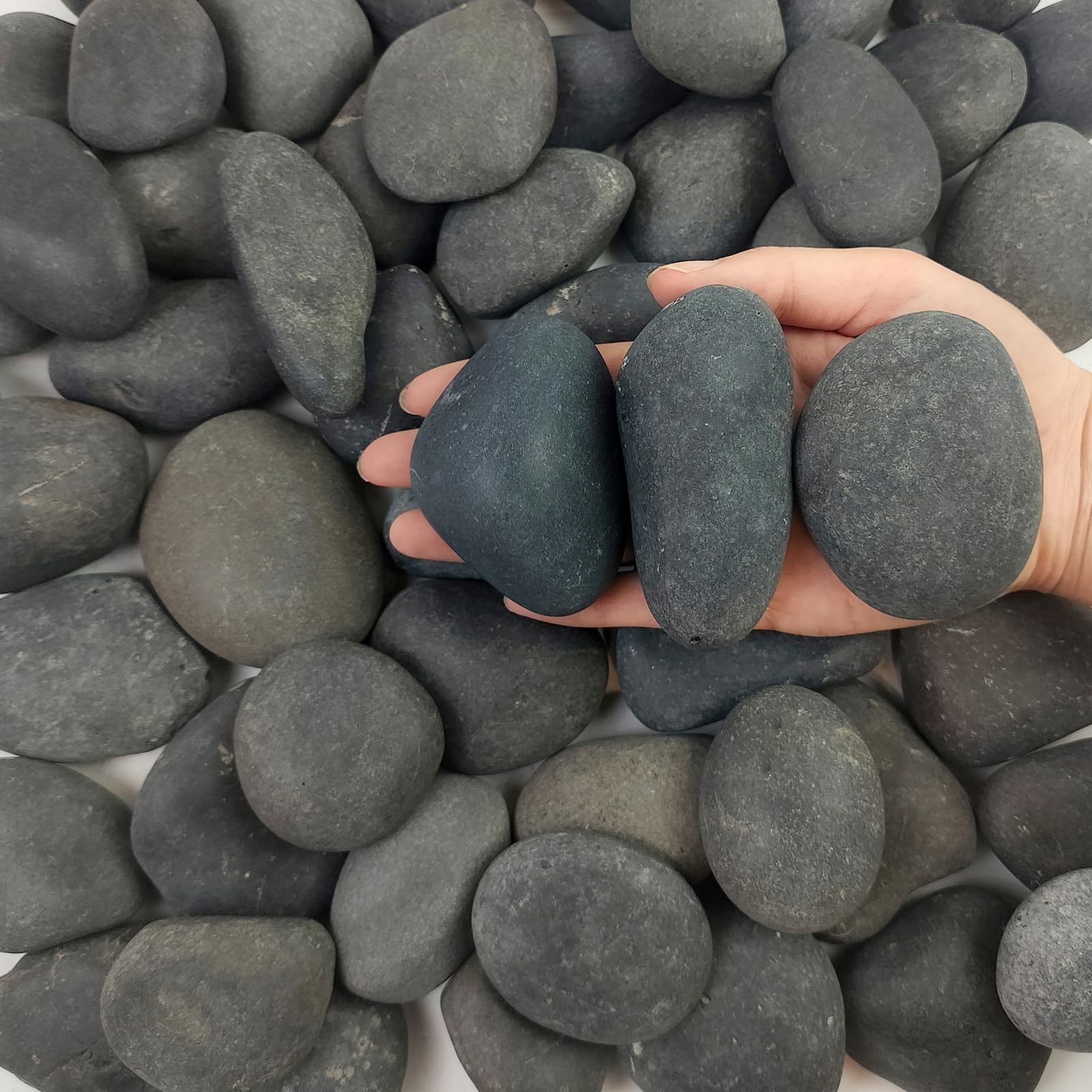 FANTIAN 4.5 kgs Black Stones for Garden,4-6 cm Decorative Black Pebbles for Plant Pots, Ponds, Water Features, Aquarium, Borders and Ground Cover