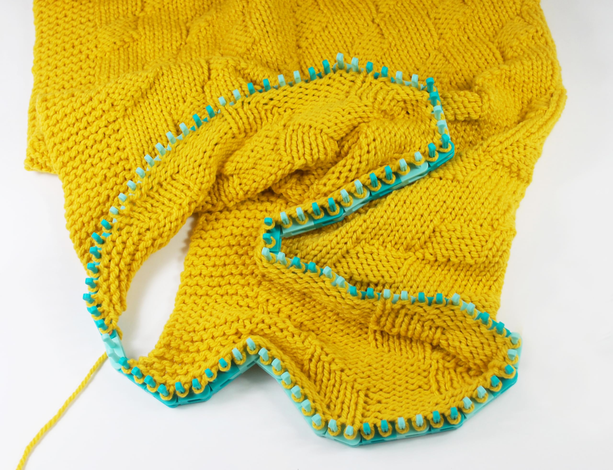 Authentic Knitting Board Flexee Loom Links Chunky, Large Gauge, for Bulky Yarn, 36 Links, 72 pegs