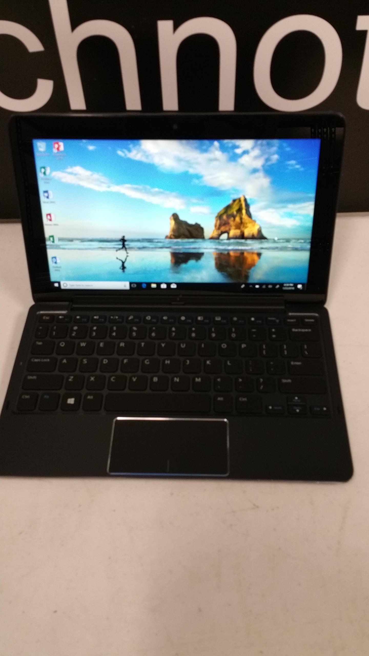 Dell Venue 11 Pro 10.8" (1920x1080) Tablet 4th Gen Core i54300Y 4GB