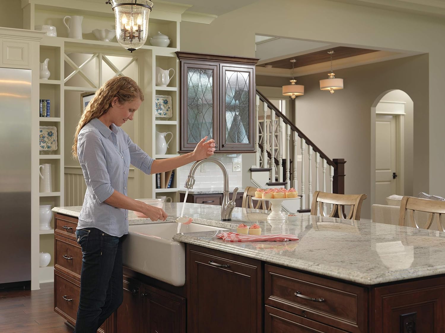 Delta Faucet Leland Single-Handle Touch Kitchen Sink Faucet with Pull Down Sprayer, Touch2O and ShieldSpray Technology, Magnetic Docking Spray Head, SpotShield Stainless 9178T-SP-DST - - 