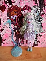 Mattel Monster High Haunted Getting Ghostly Twyla