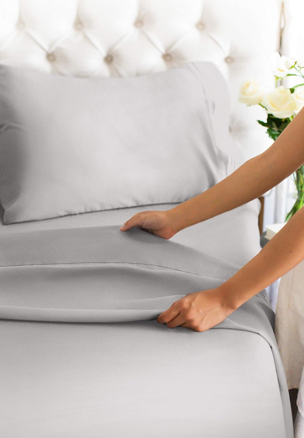Queen Size Sheet Set - 4 Piece Set - Hotel Luxury Bed Sheets - Extra Soft - Deep Pockets - Easy Fit - Breathable & Cooling - Wrinkle Free - Comfy – Light Grey Bed Sheets - Queens Sheets – 4 PC: Kitchen & Dining